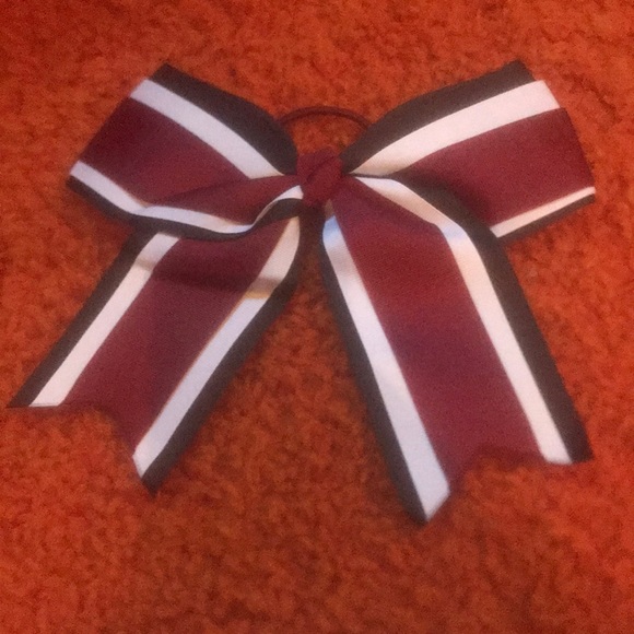 Bows - Picture 3 of 6